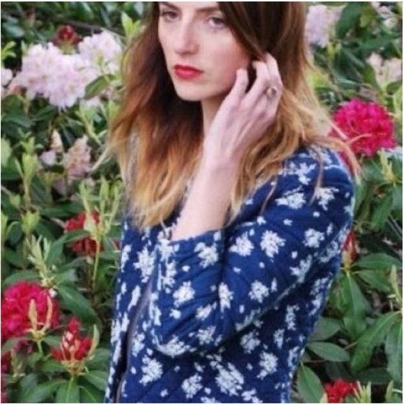 J. Crew Jackets & Blazers - NWOT J Crew Cotton Linen Blue White Floral Quilted Zip Up Snap Jacket Coat M 10